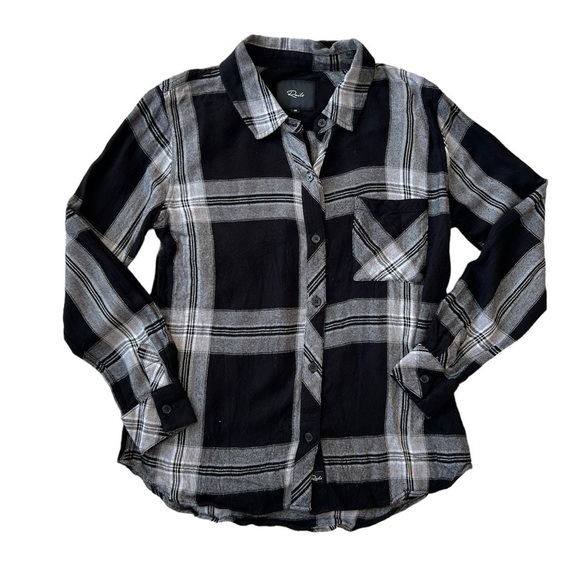 Rails Tops - Rails black and white plaid long sleeve collared button-down soft shirt size XS